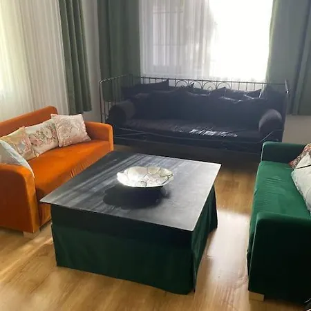 Golden 2 Apartman *